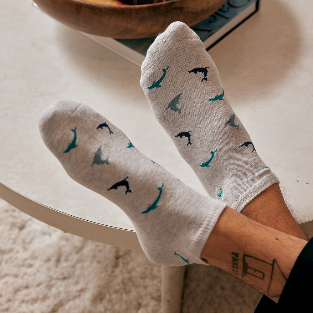 Socks that Protect Dolphins - Conscious Step