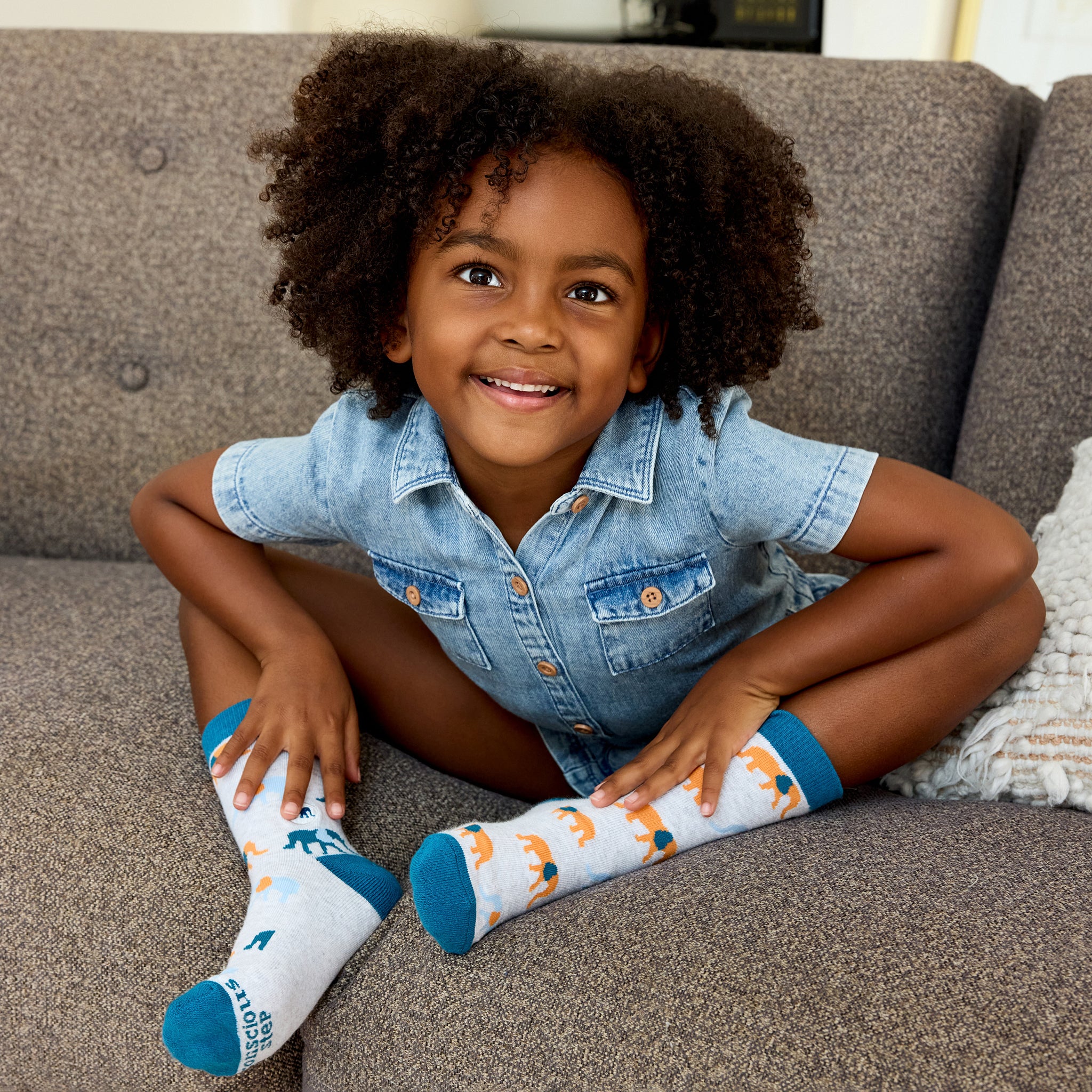 Kids Socks that Protect Elephants - Conscious Step