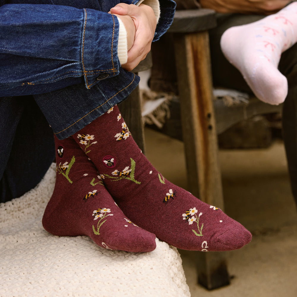 Socks that Protect Bees - Conscious Step