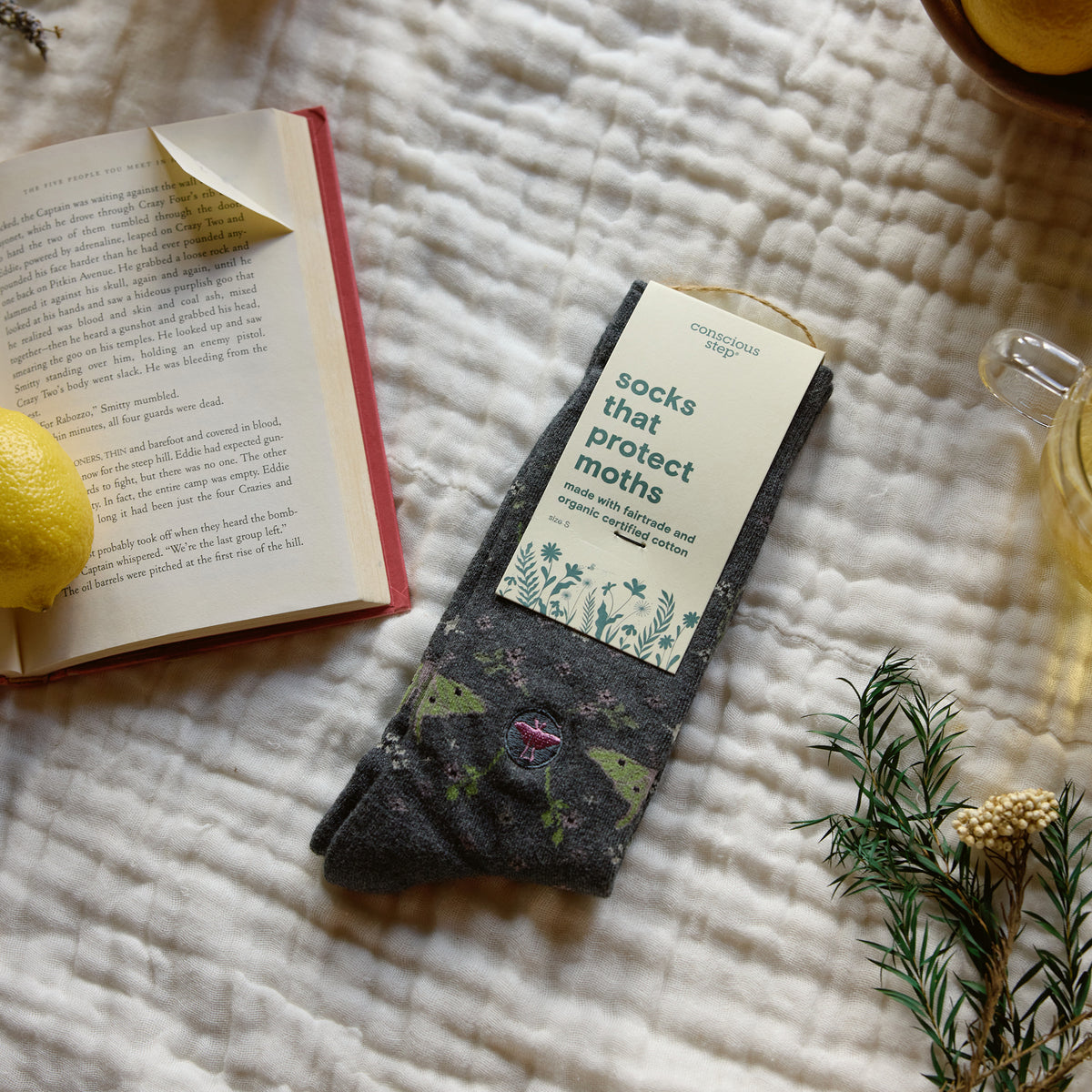 Socks that Protect Moths - Conscious Step