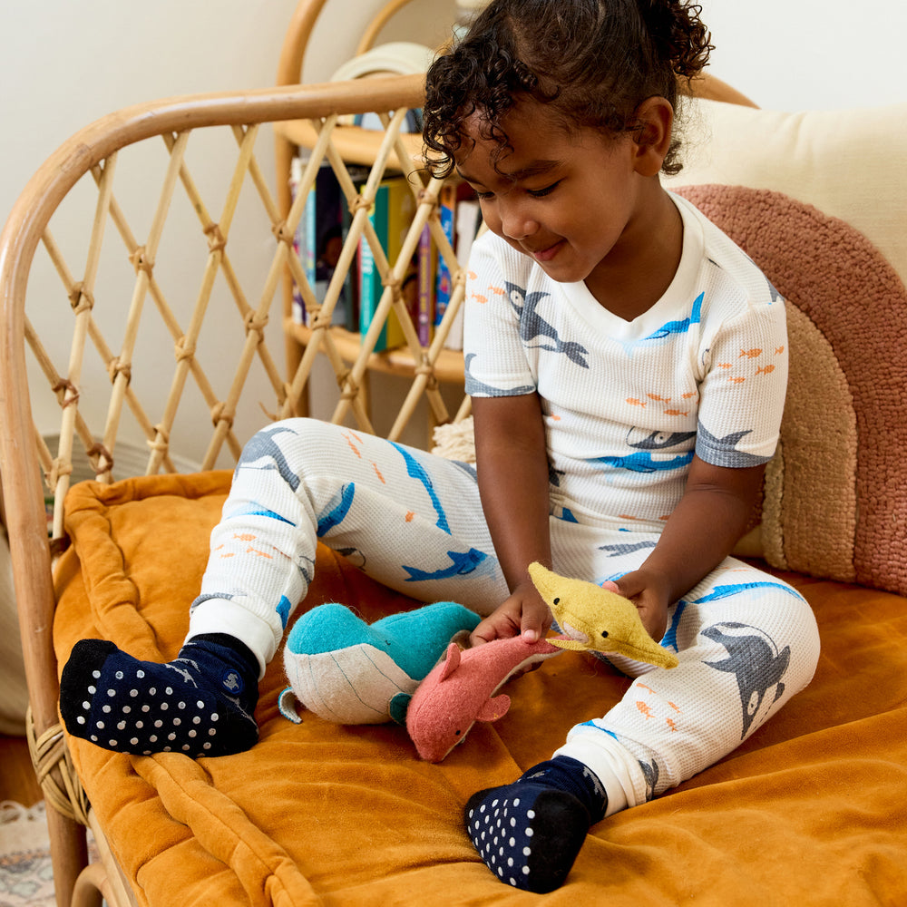 Toddler Socks that Protect Sharks - Conscious Step