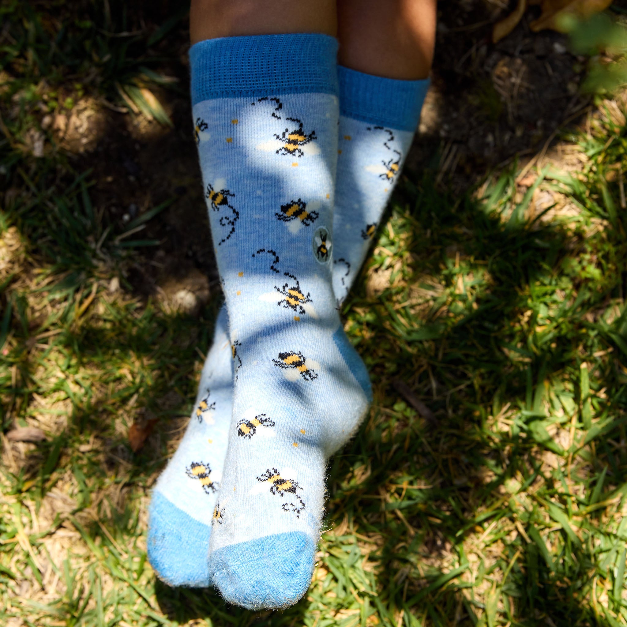 Kids Socks that Protect Bees - Conscious Step