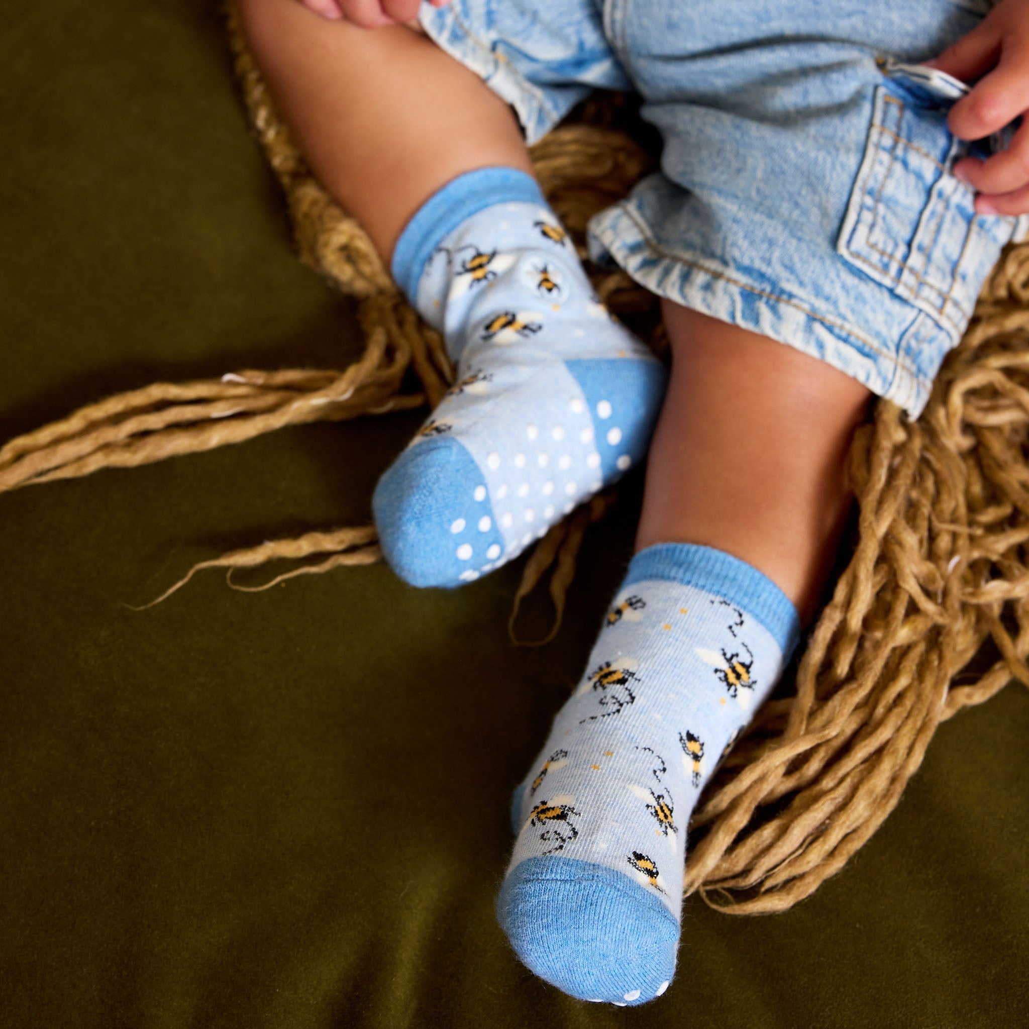 Kids Socks that Protect Bees - Conscious Step